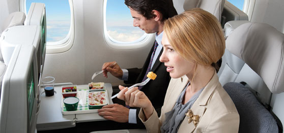 eating on plane